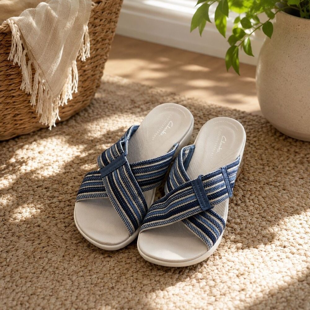 Clarks Cloudsteppers Denim Blue Adjustable Strap Slide Sandals 7.5
